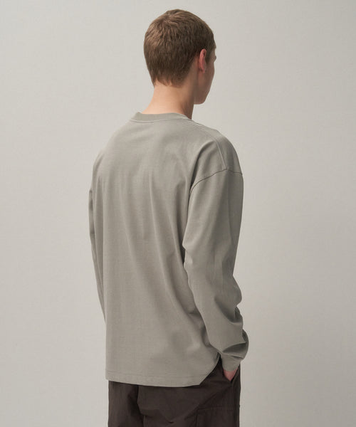 FRESCA PLATE | LOOSE FIT LONG SLEEVE T-SHIRT – ATON | エイトン