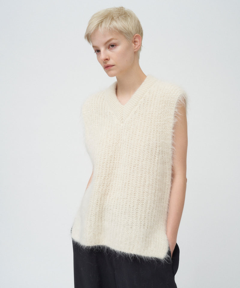 ALPACA FUR | V-NECK VEST