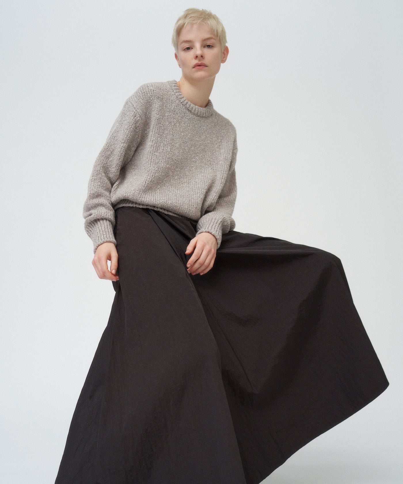 HAND DYED NYLON | FLARED SKIRT – ATON | エイトン