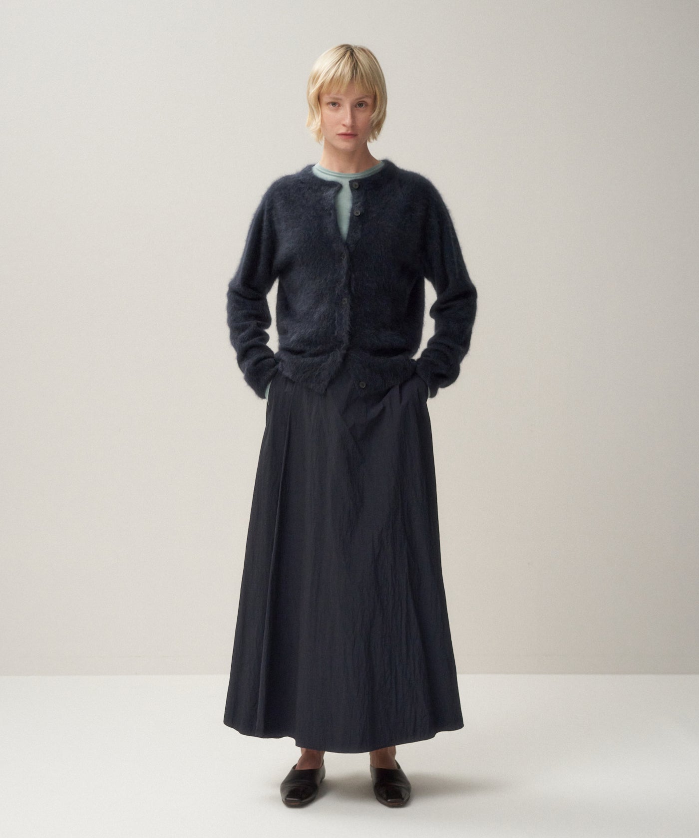 HAND DYED NYLON | FLARED SKIRT – ATON | エイトン