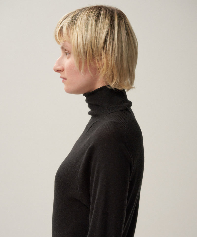 ROYAL WOOL CIRCULAR RIB | TURTLENECK SWEATER