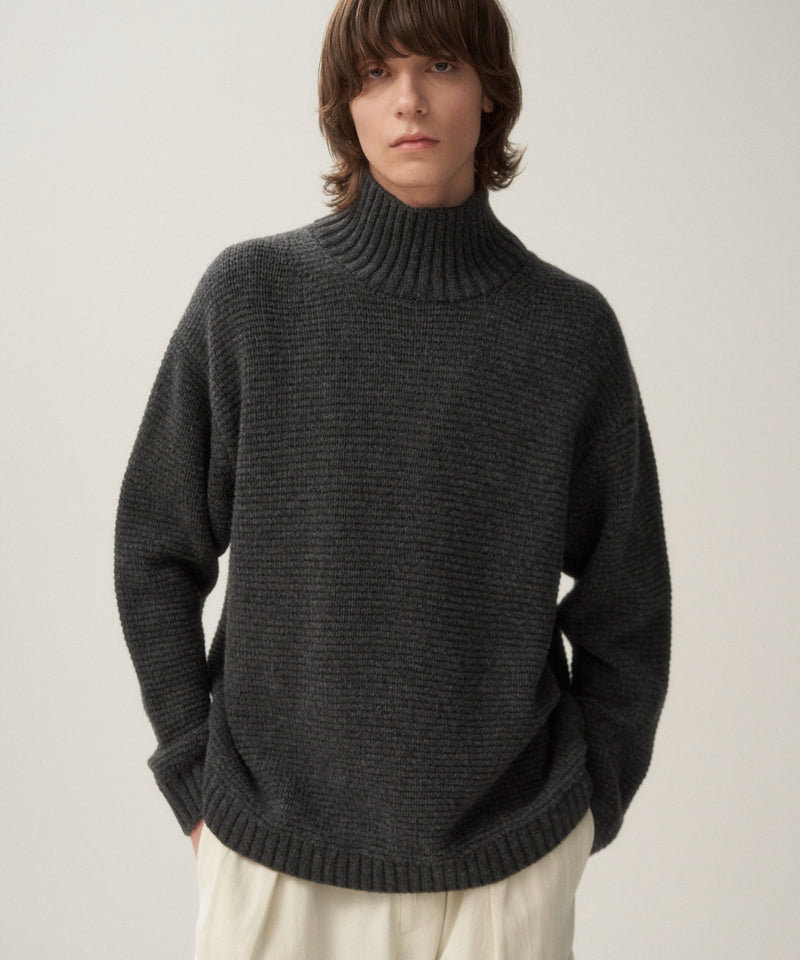 LAMBS WOOL | BOTTLENECK SWEATER