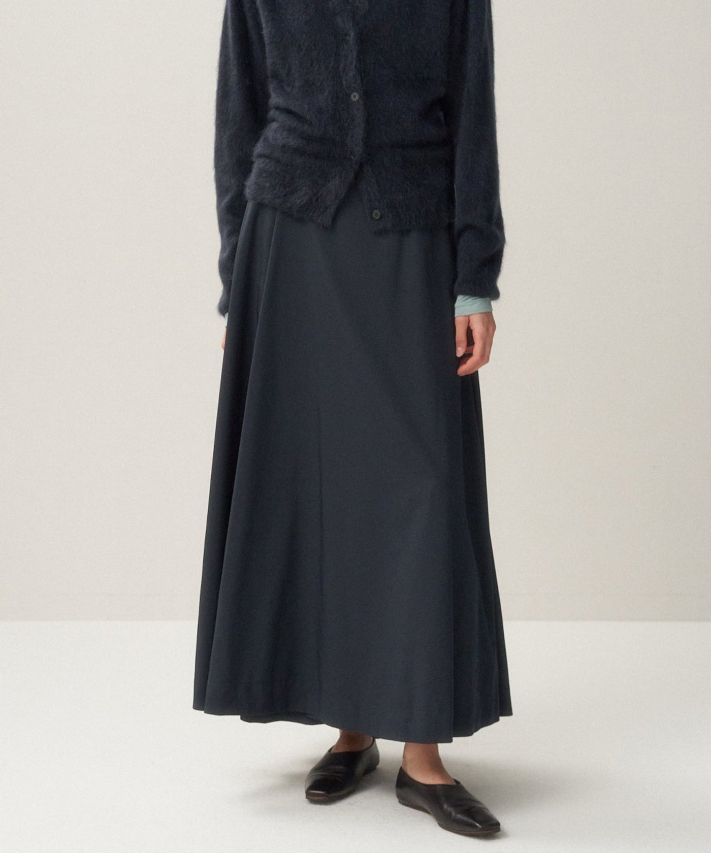 VINTAGE NYLON TWILL | FLARED SKIRT – ATON | エイトン