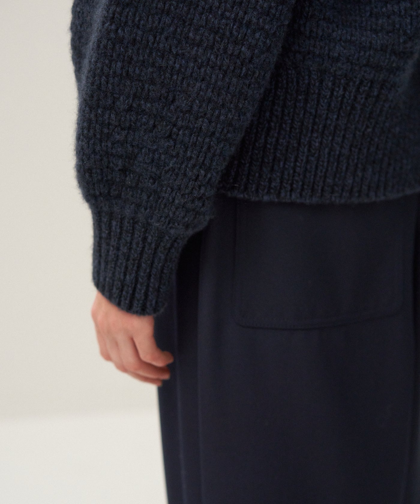 WOOL CASHMERE SILK | CARDIGAN – ATON | エイトン