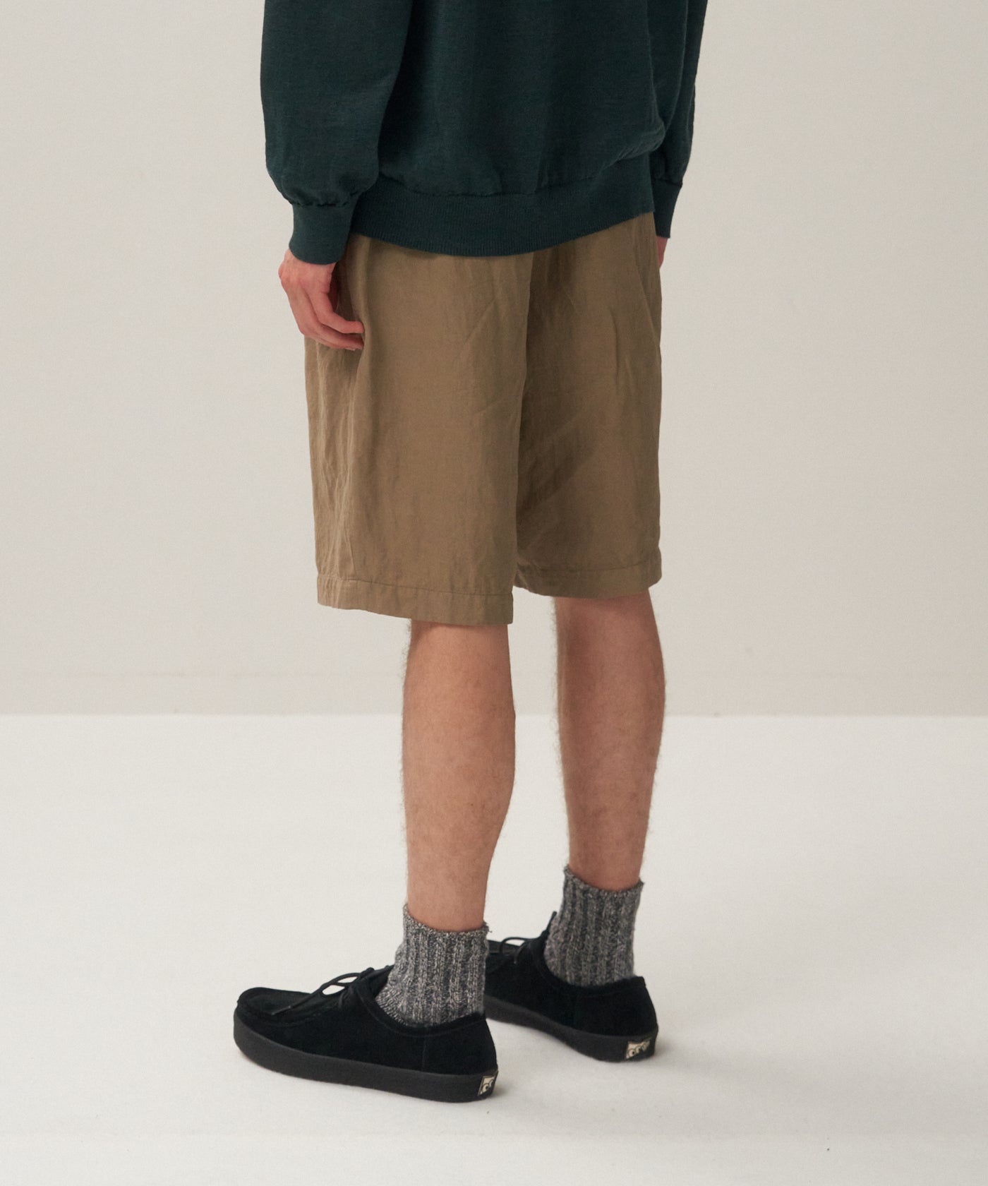COTTON LINEN VOILE | TWO TUCKED EASY SHORTS – ATON | エイトン