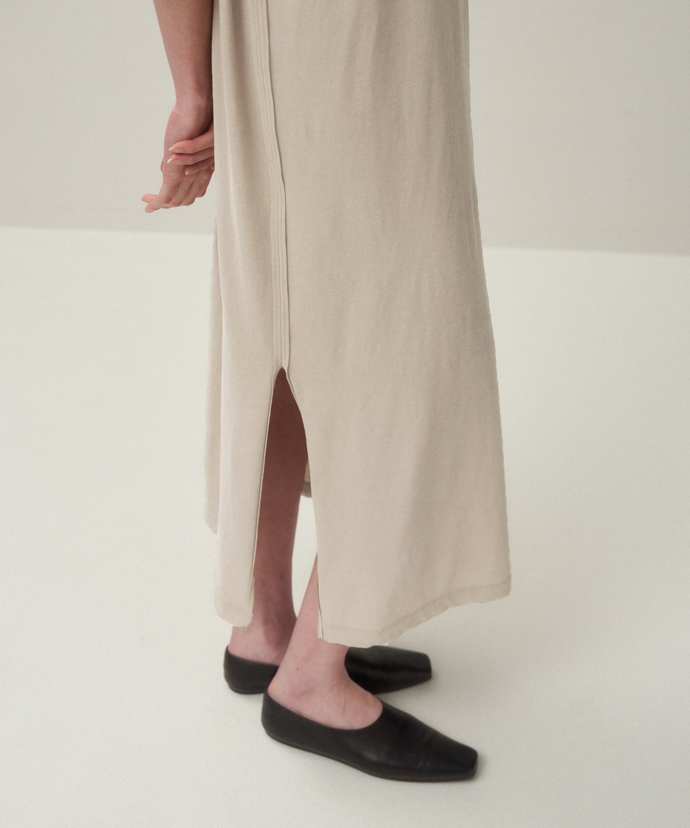 FRESCA NUBUCK | TANKTOP DRESS – ATON | エイトン