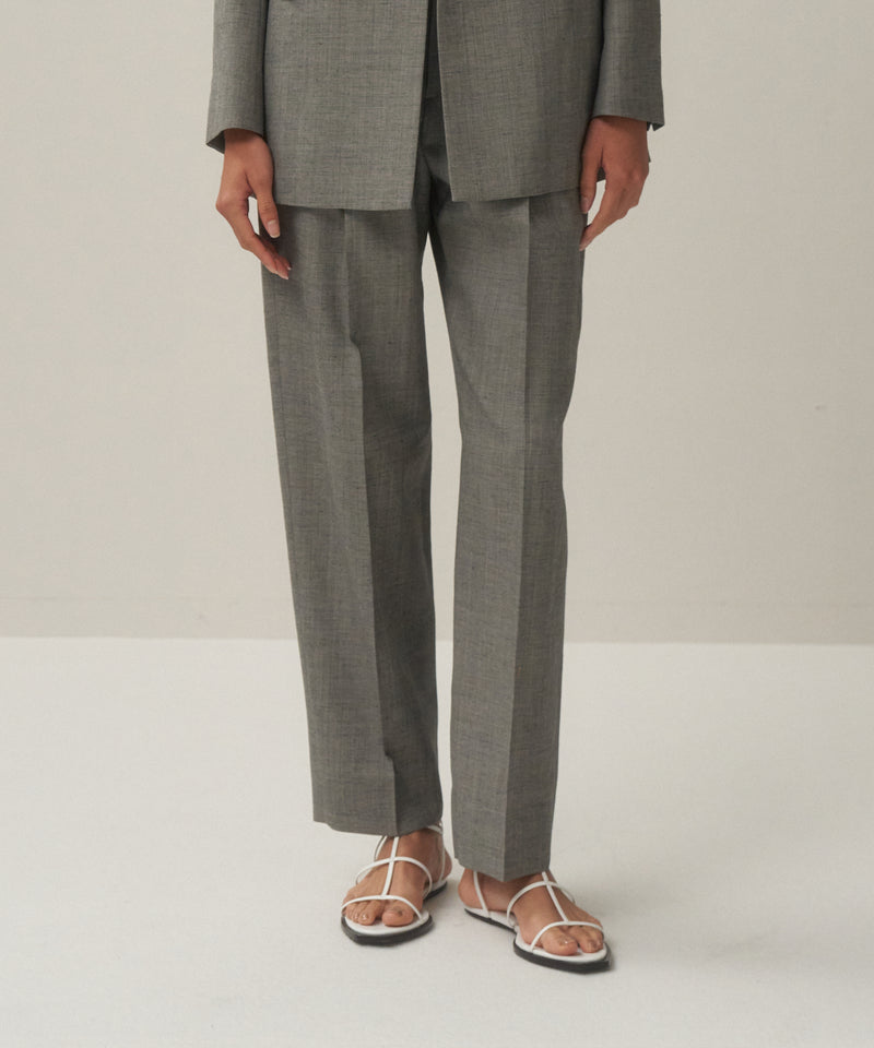 WOOL LINEN SHARKSKIN | TAPERED TUCKED PANTS