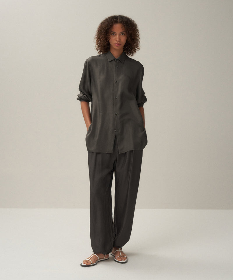 TRAVEL SILK TWILL | WIDE PANTS