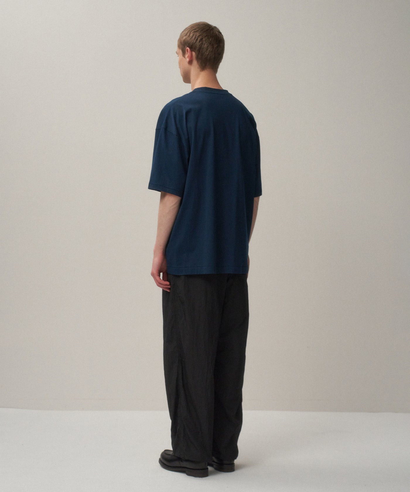 【未使用】ATON SUVIN 60/2 ラウンドヘム Tシャツ ネイビー 02 SUVIN 60/2 | OVERSIZED T-SHIRT – ATON | エイトン