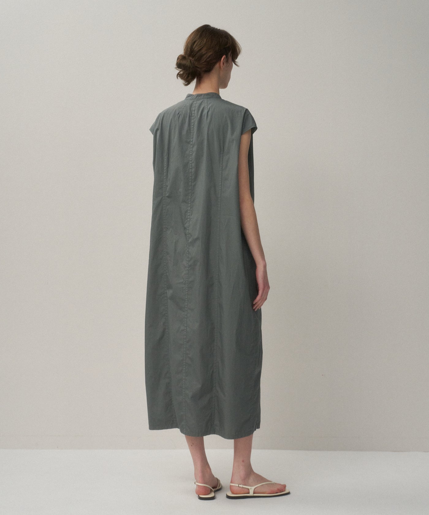 COTTON LAWN | FRENCH SLEEVE DRESS – ATON | エイトン