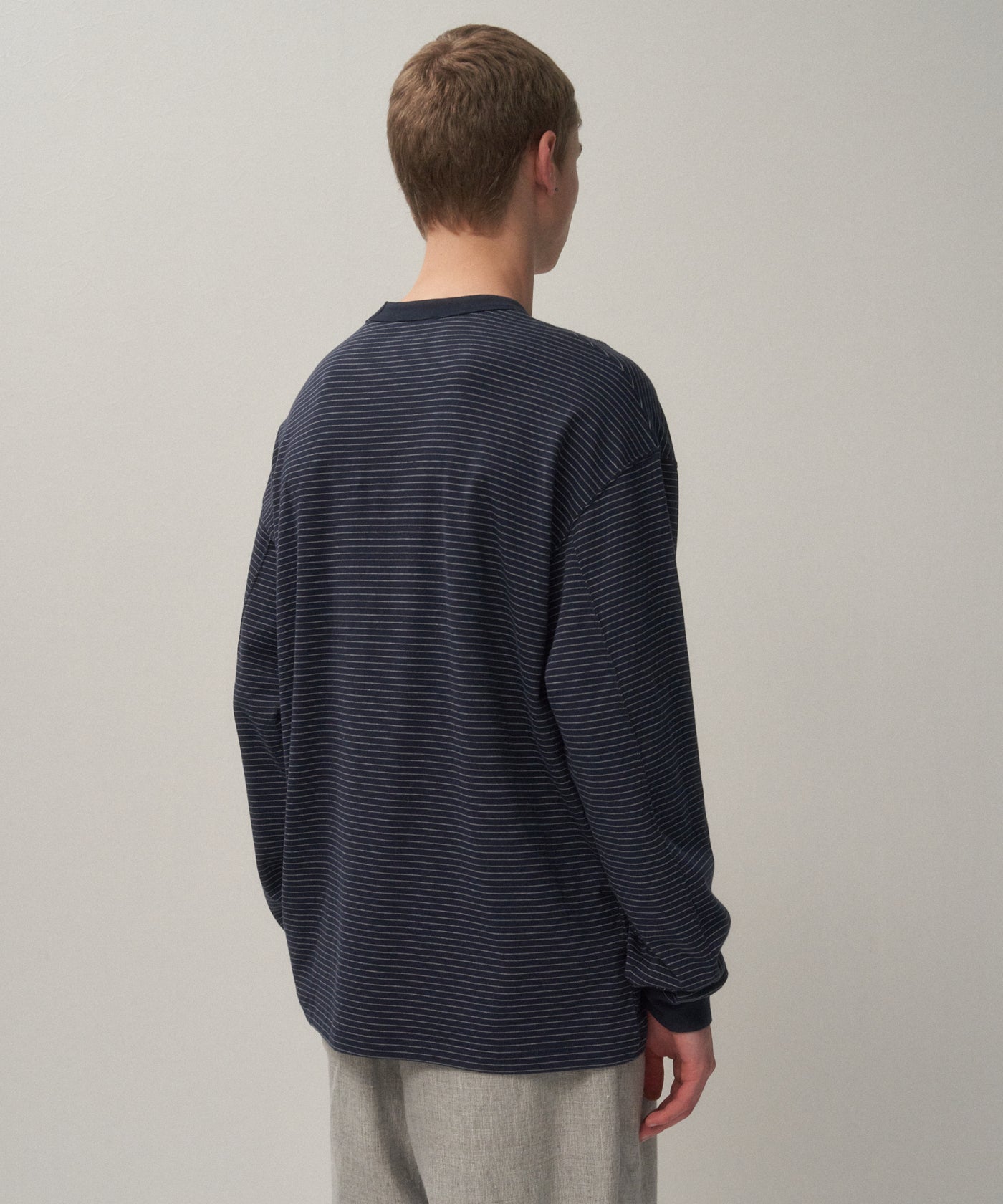 SUVIN DOUBLE JERSEY | CREWNECK PULLOVER – ATON | エイトン