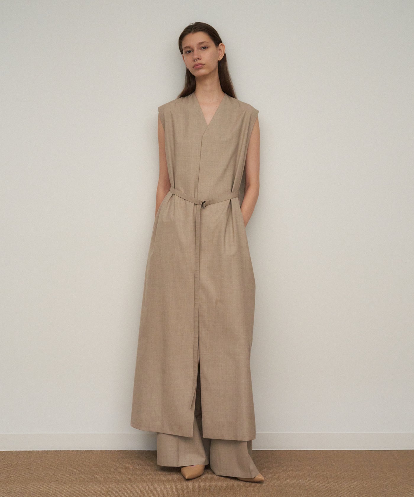 WOOL SILK TWILL | GILET DRESS – ATON | エイトン