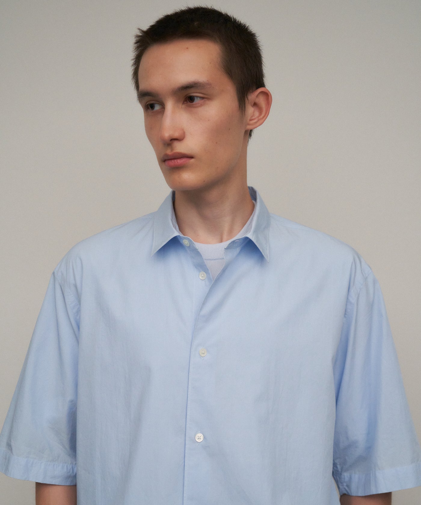 SHRINK COTTON LAWN | OVERSIZED HALF SLEEVE SHIRT – ATON | エイトン