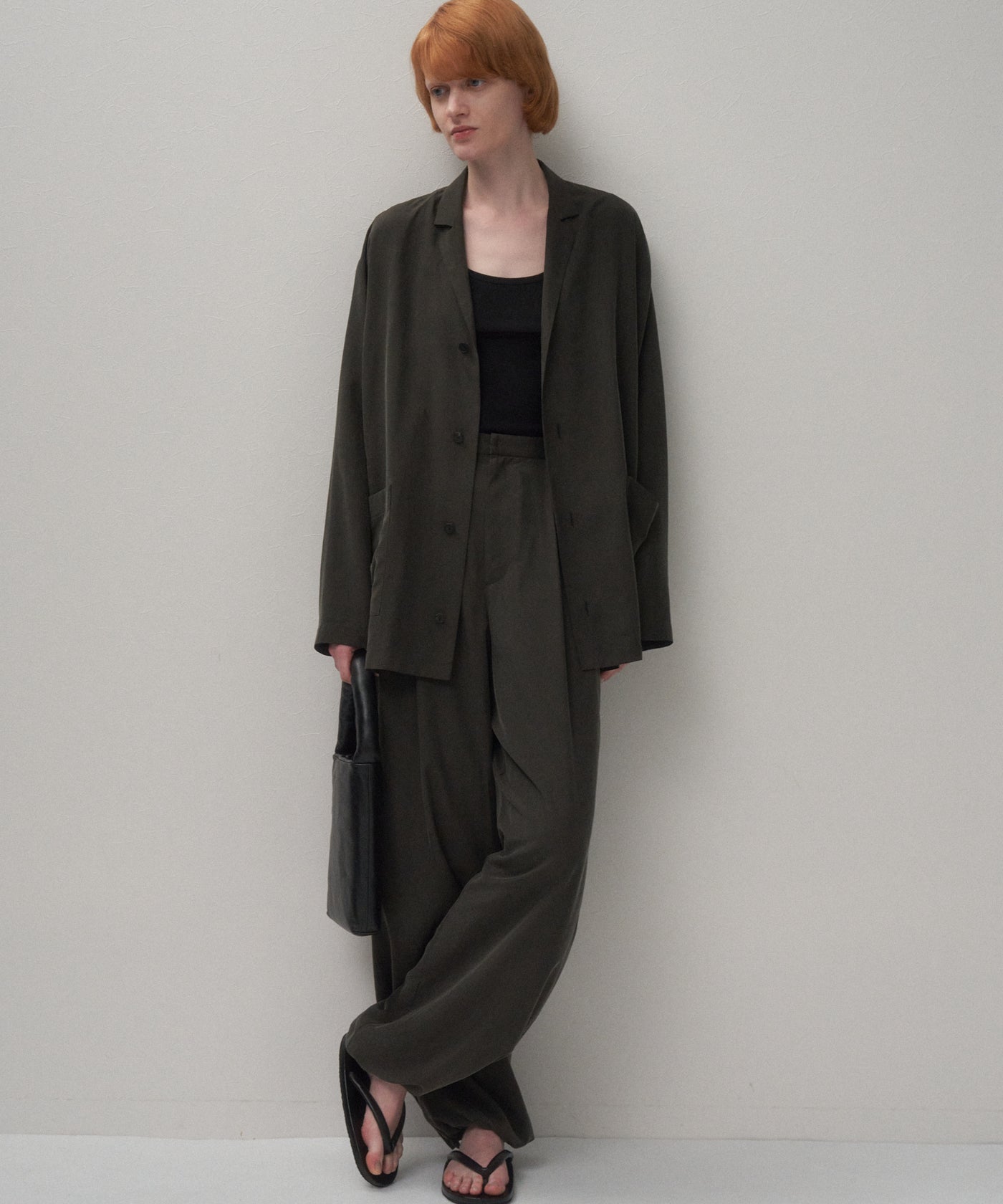 洋楽 SILKY SLIM SILK SUEDE | WIDE EASY PANTS – ATON | エイトン