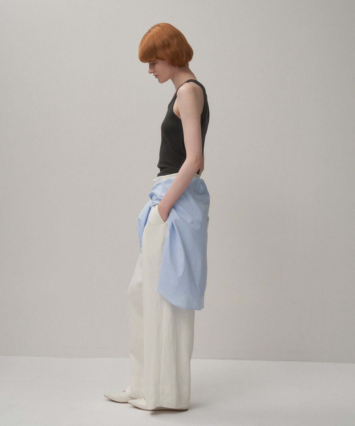 LINEN TWILL | TUCKED EASY PANTS – ATON | エイトン