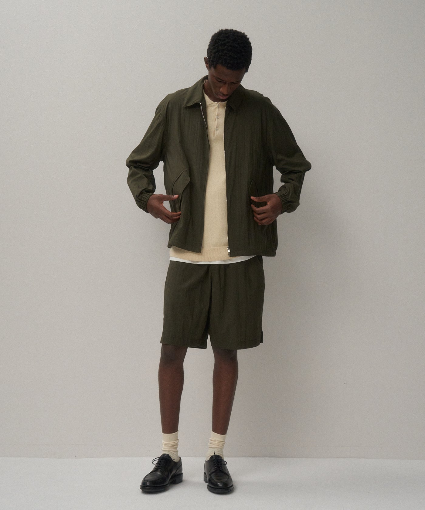 ATON ナイロンタックワイドショーツ　size2 MAT AIRLY NYLON | WIDE SHORTS – ATON | エイトン