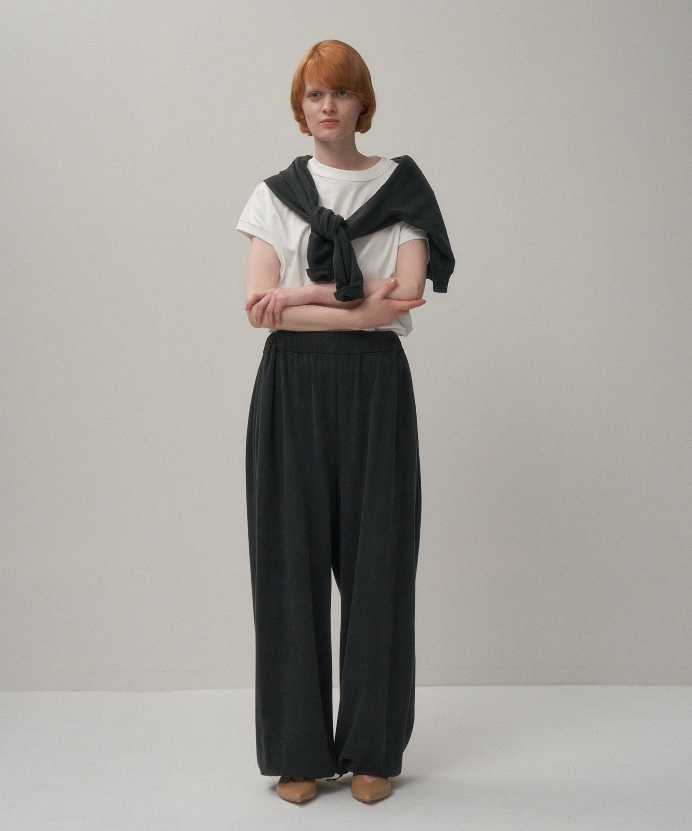 【ATON】オーバーサイズモックネックプルオーバー DRY COTTON JERSEY | OVERSIZED PULLOVER – ATON | エイトン