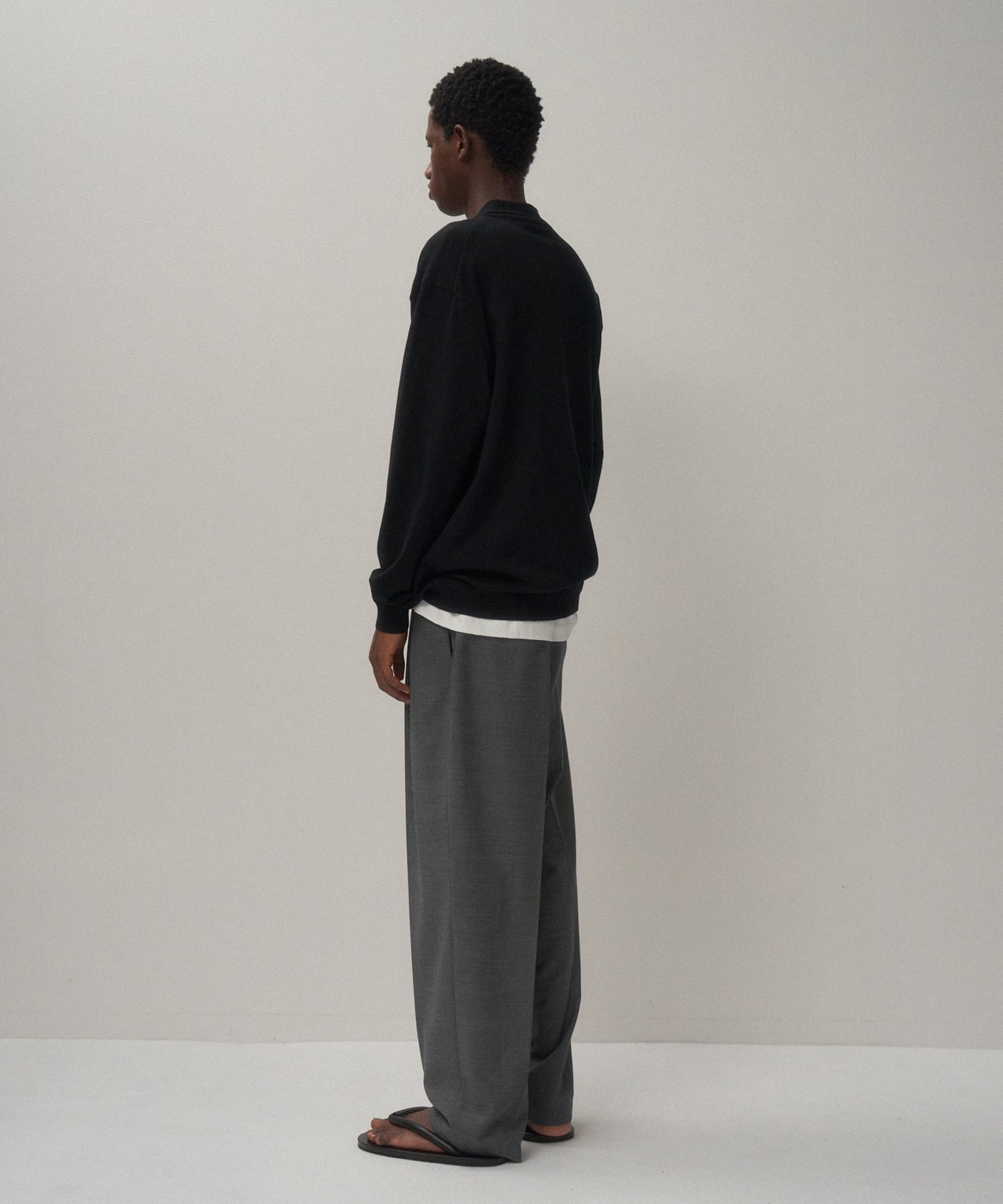 TWIST WOOL GAUZE | TWO TUCKED EASY PANTS – ATON | エイトン
