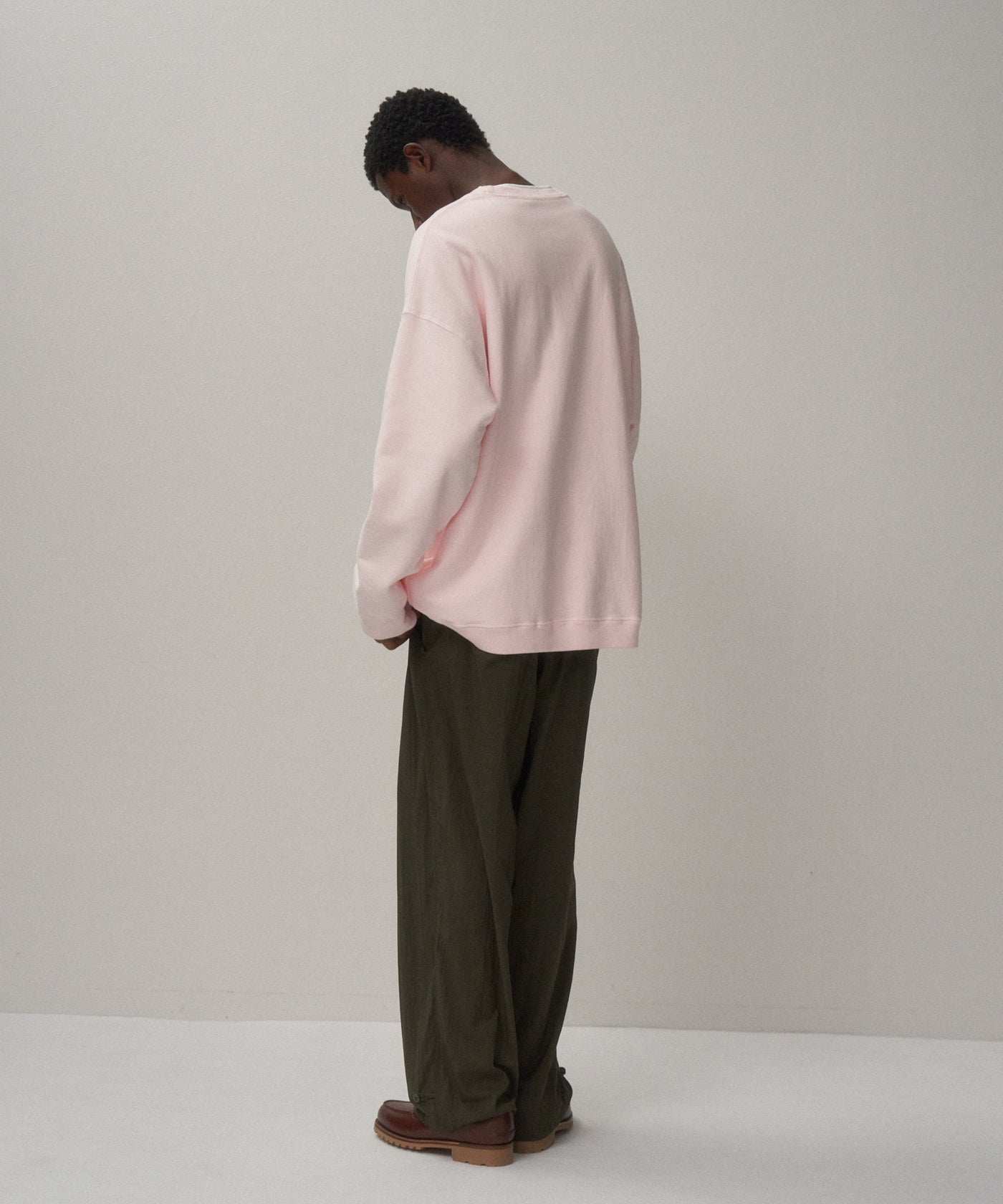 MAT AIRLY NYLON | WIDE PANTS – ATON | エイトン