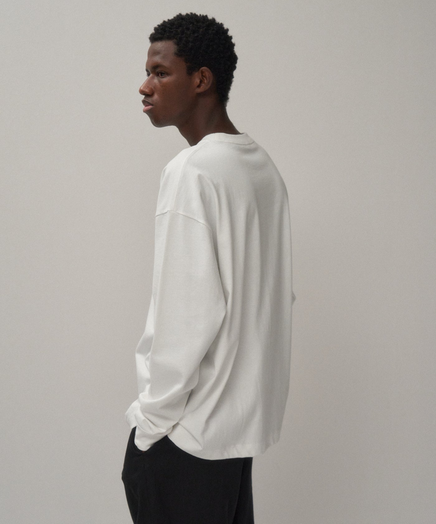 12/- AIR SPINNING | LOOSE FIT LONG SLEEVE T-SHIRT – ATON | エイトン