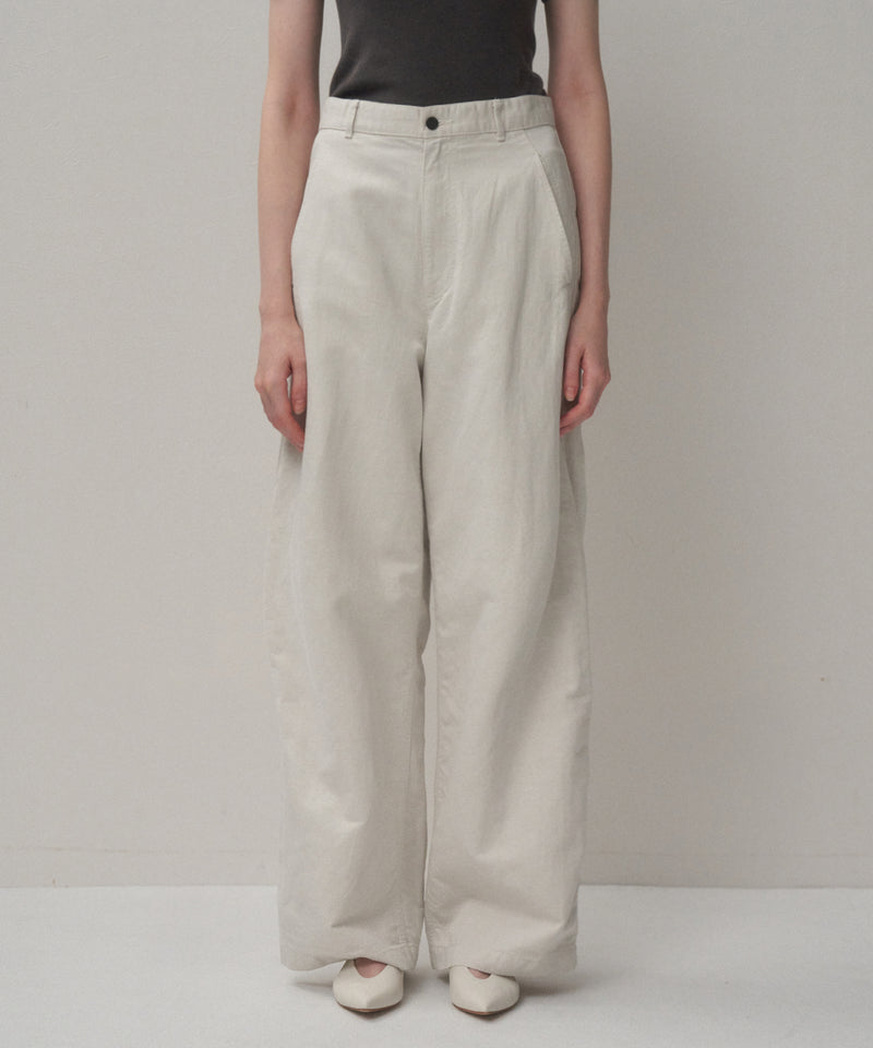 ATON エイトン コットンパンツ ワンタック ブルーグレー SILK SUEDE | WIDE EASY PANTS – ATON | エイトン