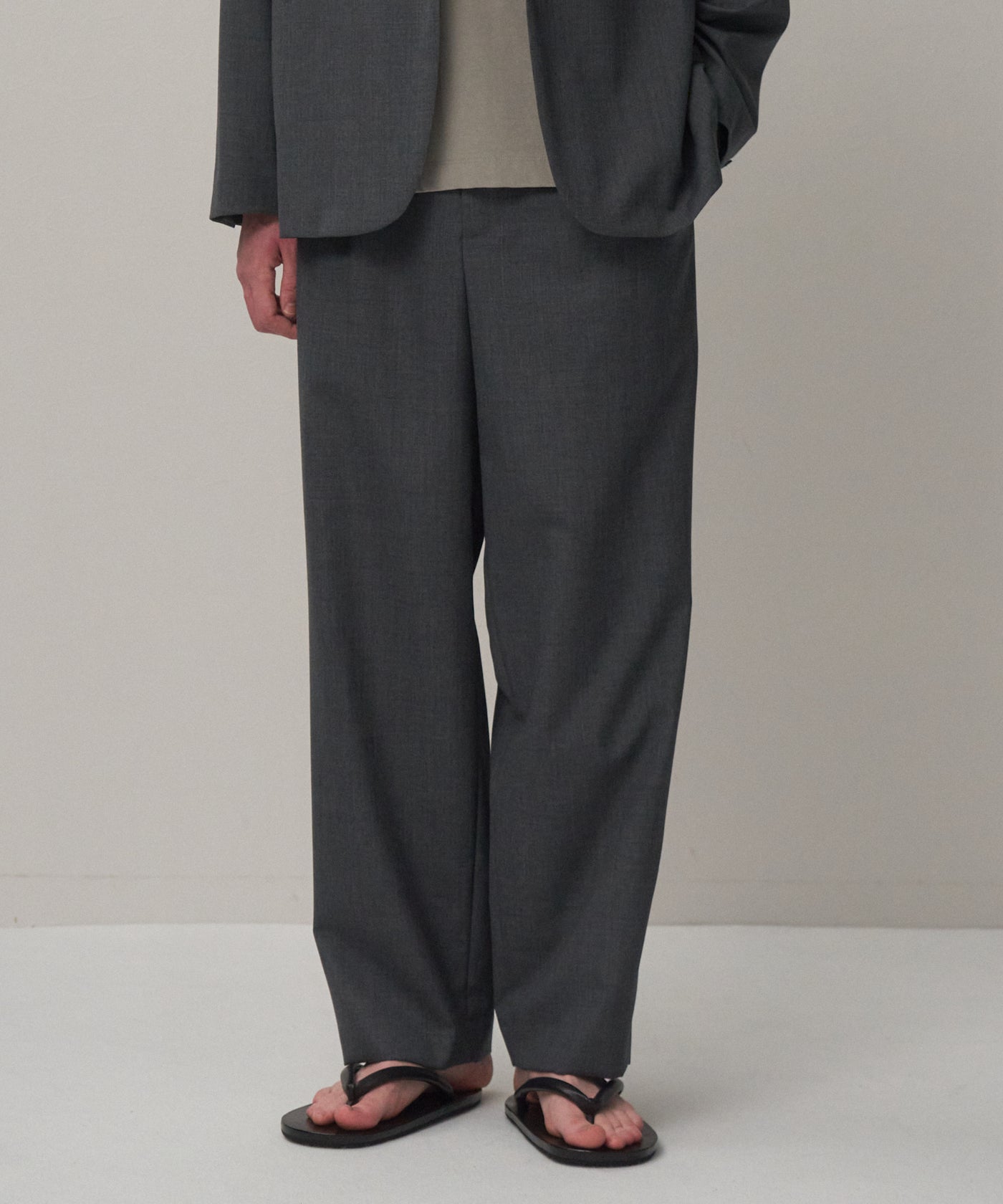 新品 定価4.9万 ATON 定番 トロピカルウール テーパードパンツ 04 楽天市場】ATON エイトン トロピカルウール テーパード イージーパンツ