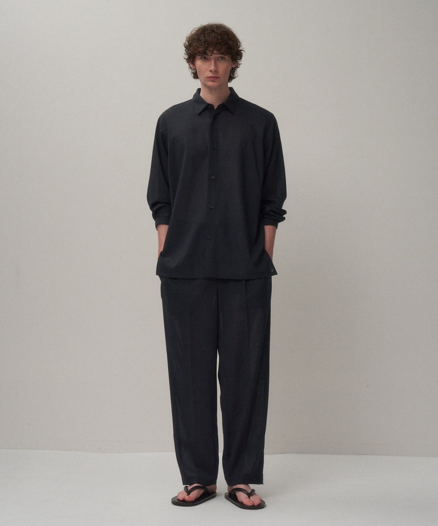 TWIST WOOL GAUZE | LOOSE FIT SHIRT – ATON | エイトン