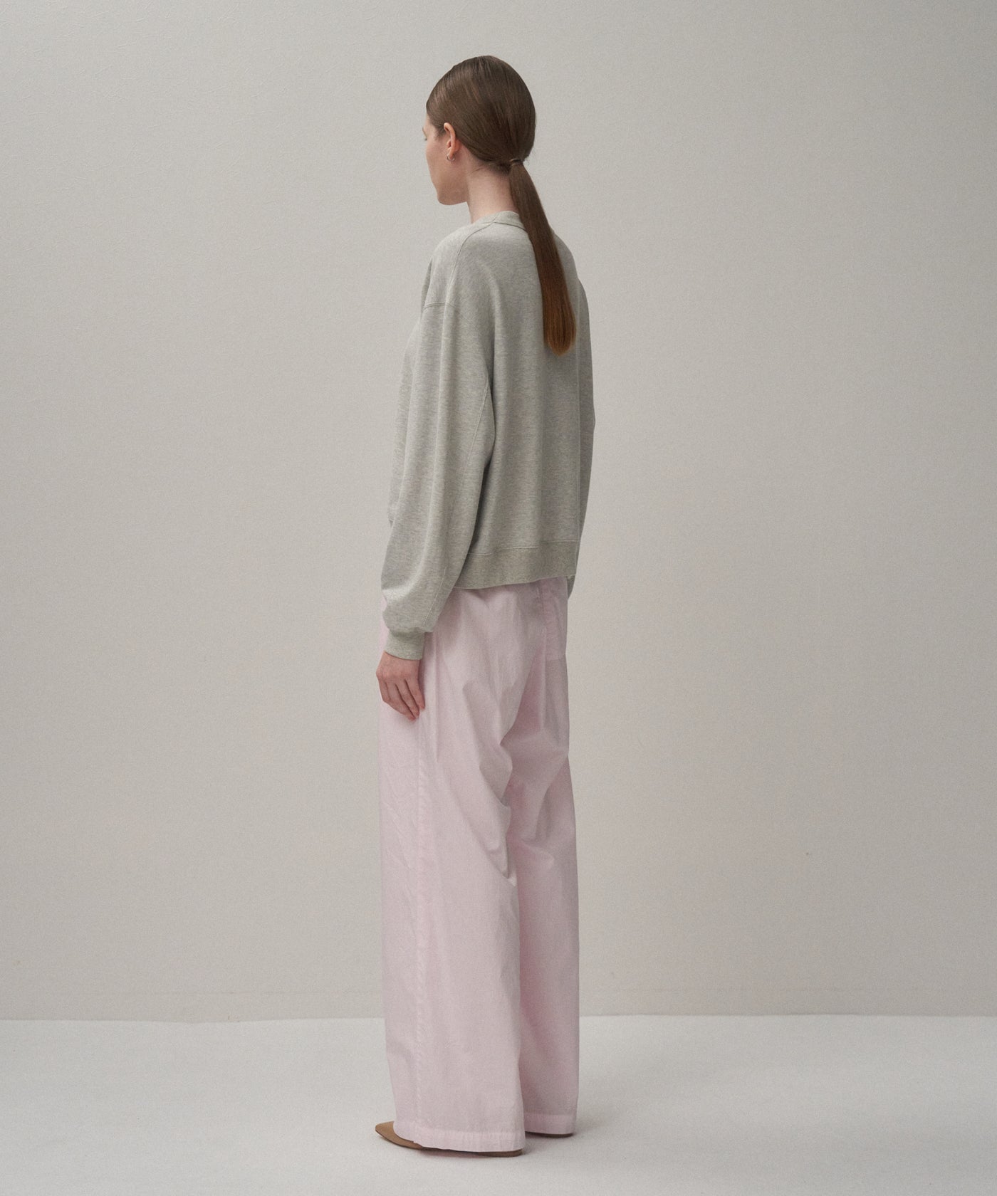 FRESCA URAKE | CREW NECK PULLOVER – ATON | エイトン
