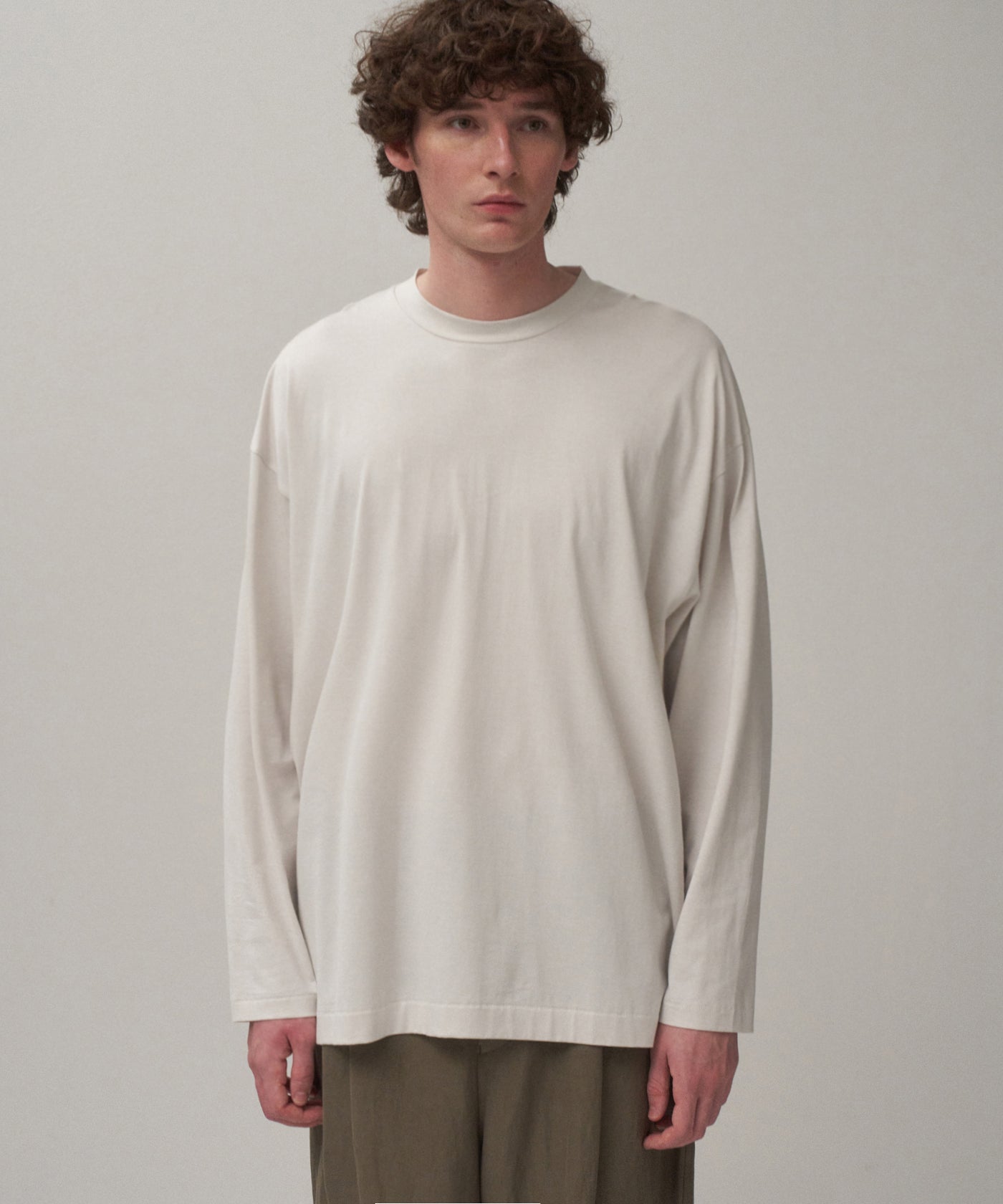 トップス ATON Suvin60/2 Oversized Long-Sleeve T SUVIN60/2 | OVERSIZED LONG SLEEVE T-SHIRT – ATON | エイトン