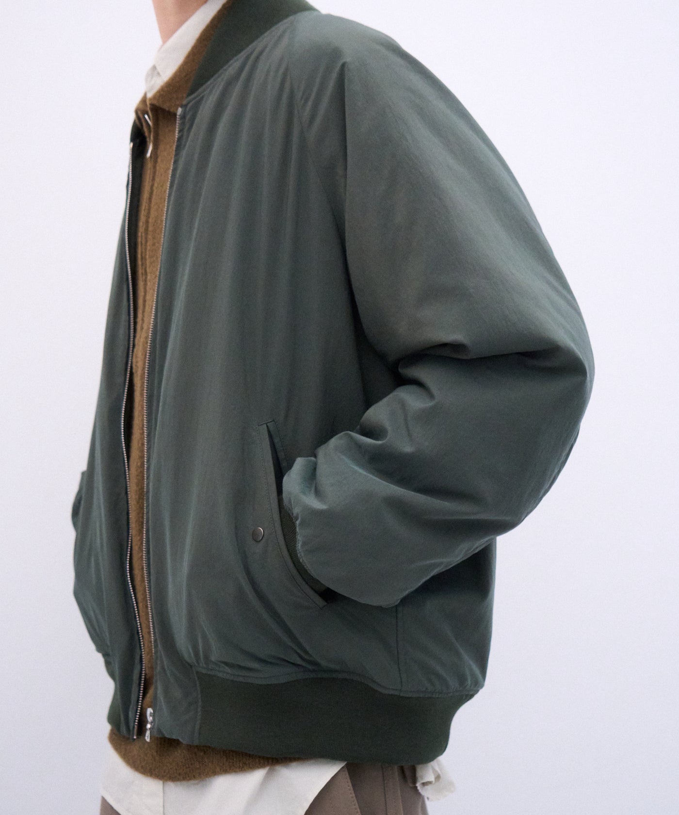 FIBRIL NYLON SATIN | FLIGHT JACKET – ATON | エイトン