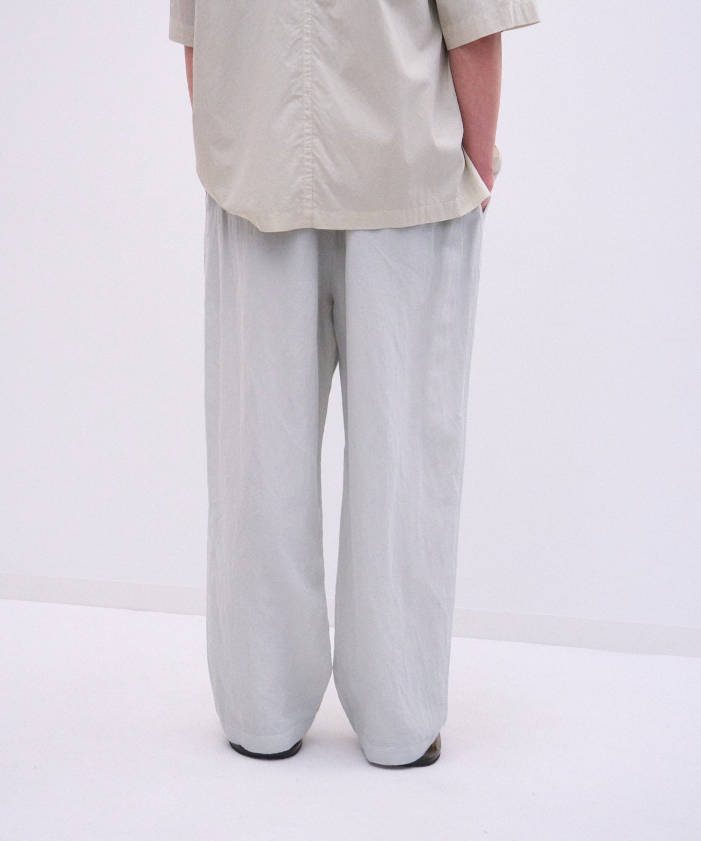 COTTON LINEN VOILE | LOOSE FIT PANTS – ATON | エイトン