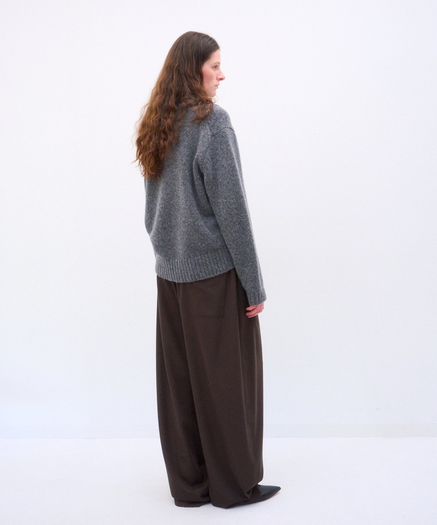 WOOL GABARDINE | WIDE TAPERED PANTS – ATON | エイトン