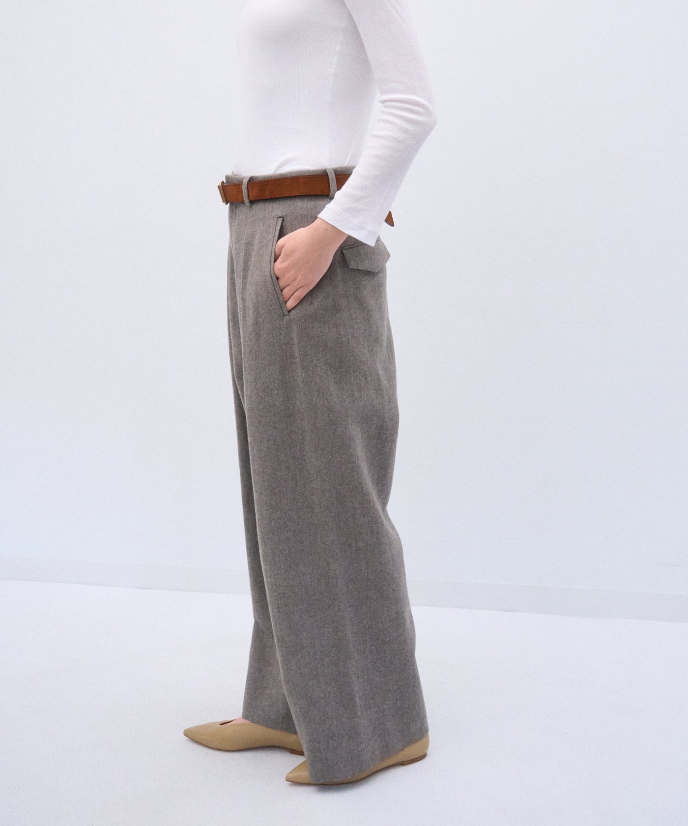 LINEN WOOL TWEED | LOOSE FIT PANTS – ATON | エイトン