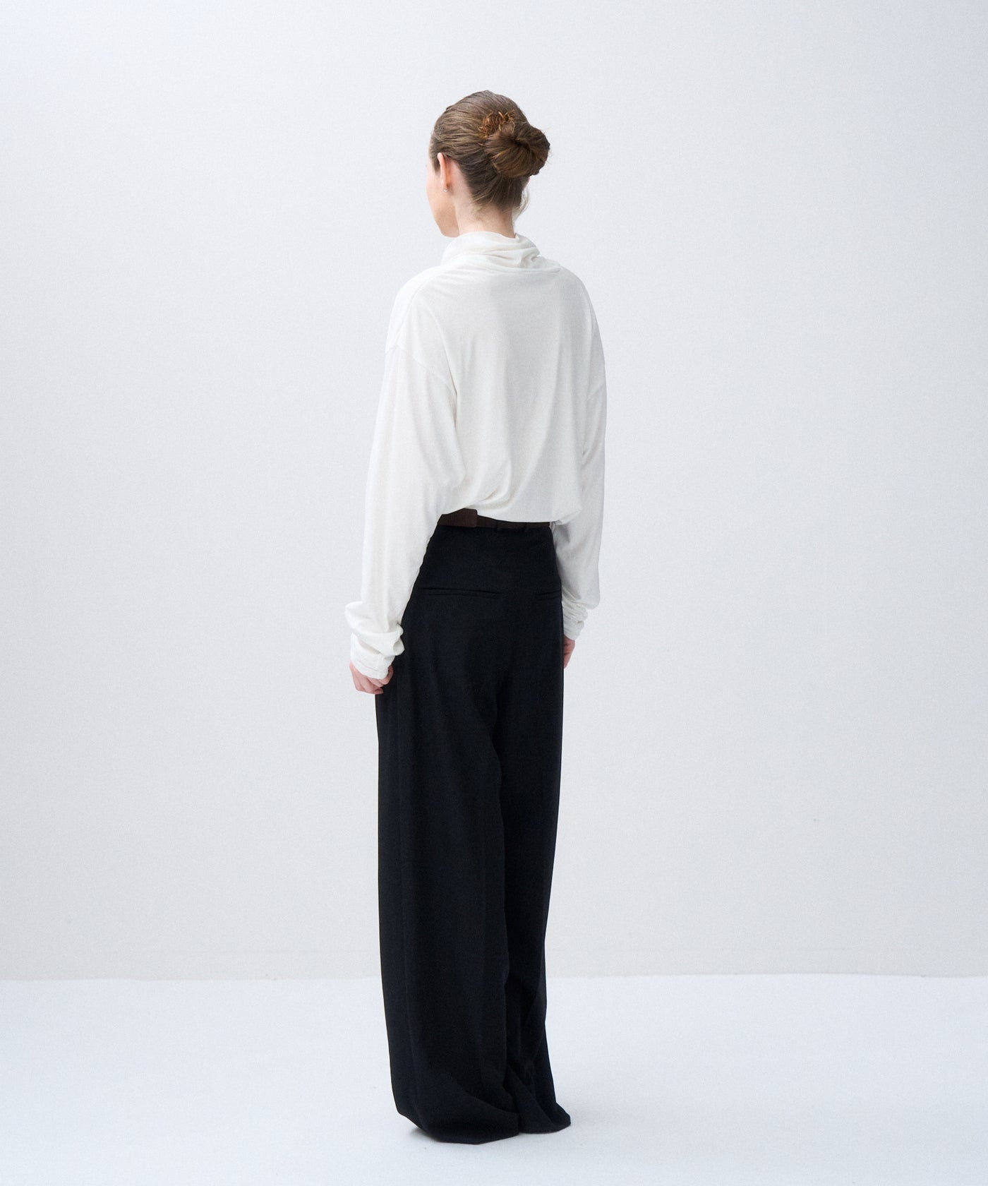 FRESCA | LAYERED TURTLE NECK PULLOVER – ATON | エイトン